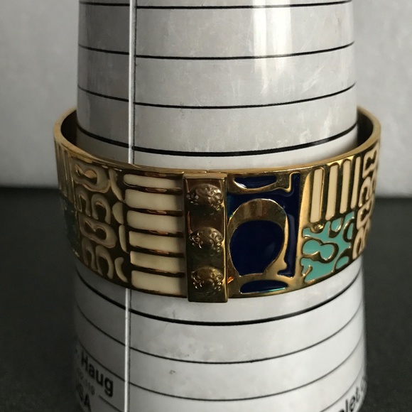 Coach Signature C Gold Bangle Bracelet 1” - Picture 11 of 15